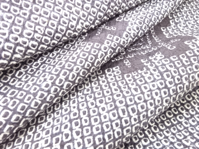  アンティーク　本総絞り　重ね菱模様絵羽織